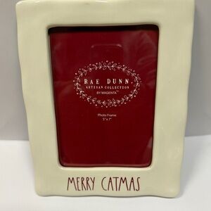 NWT Rae Dunn ‘Merry Catmas’ Vertical Picture Frame